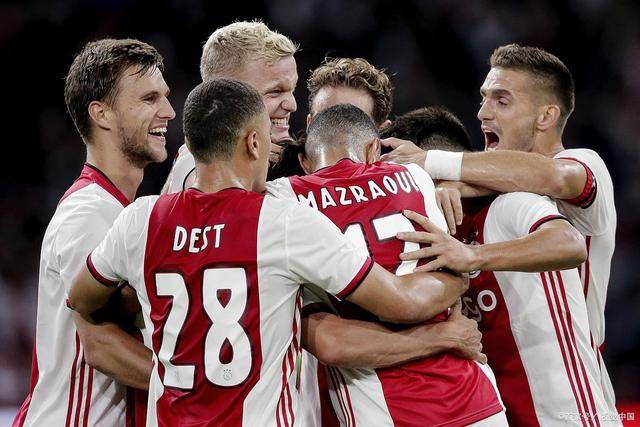 恩佐赢球后社交媒体发文：London is always blue